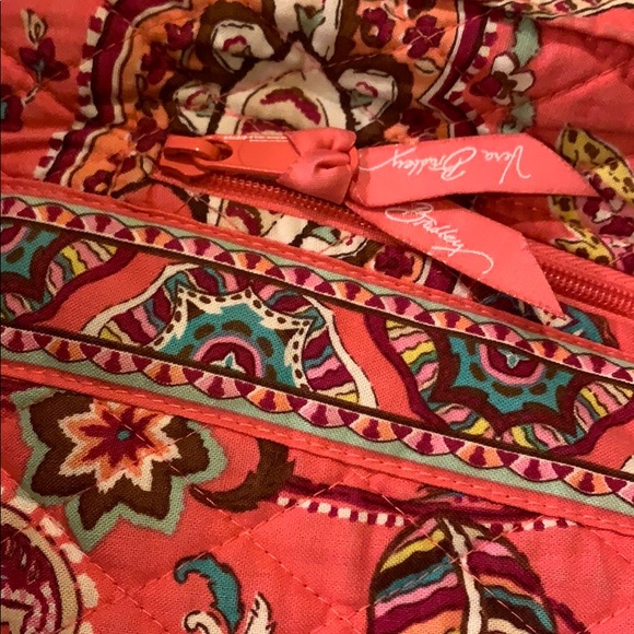 Handbag - Picture 3 of 3